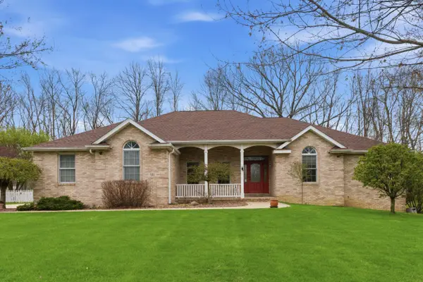 441 Meadowbrook Drive, Valparaiso, IN 46383