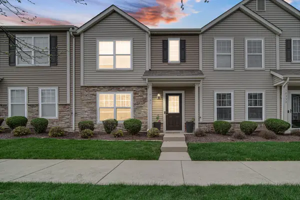 10332 Paramount Way, Cedar Lake, IN 46303