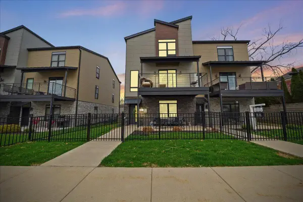 153 Morgan Boulevard #1, Valparaiso, IN 46383