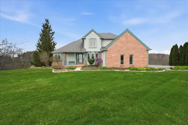 317 N 250 W, Valparaiso, IN 46385
