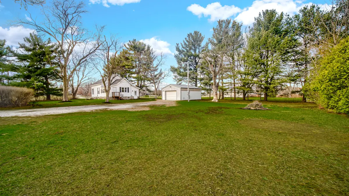 11341 N 900 W, Demotte, IN 46310 - #1