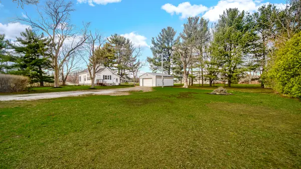 11341 N 900 W, DeMotte, IN 46310