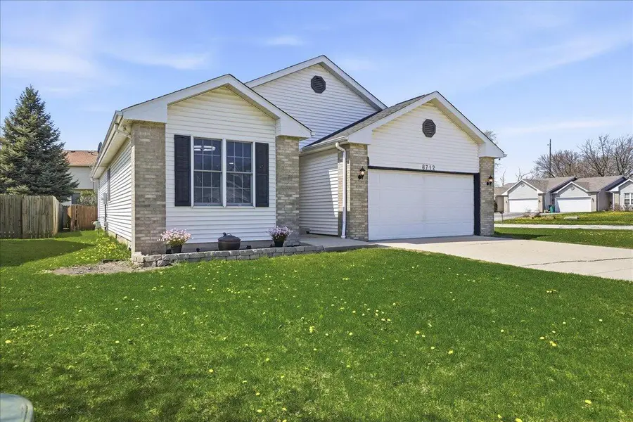 8712 Tyler Street, Merrillville, IN 46410 - #2