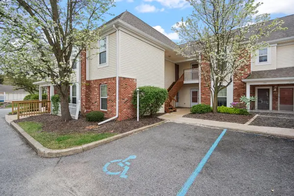 955 Misty Glen Drive, Valparaiso, IN 46385