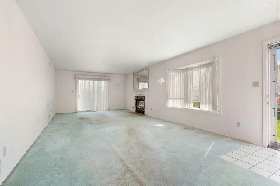 711 E 92nd Place, Merrillville, IN 46410 - #3