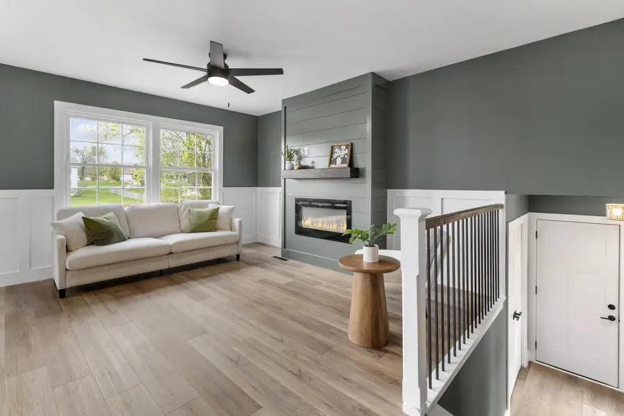 263 W 550 N, Valparaiso, IN 46385 - #3