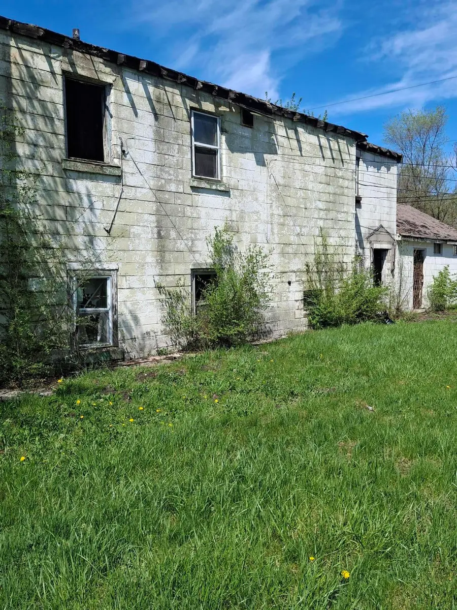 Address Withheld By Seller, Gary, IN 46407 - #2