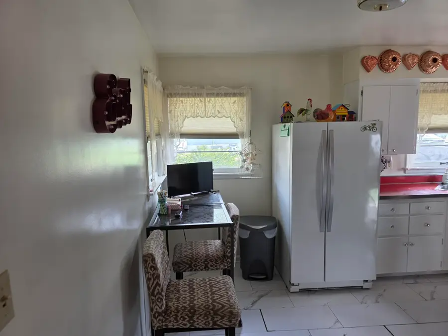 950 Lincoln Street, Hobart, IN 46342 - #3