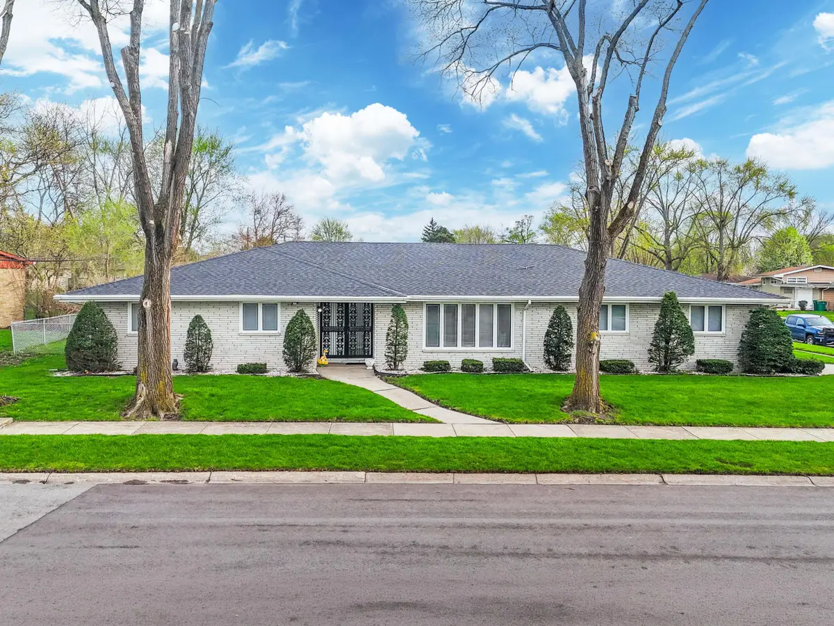 5301 Delaware Street, Merrillville, IN 46410 - #1