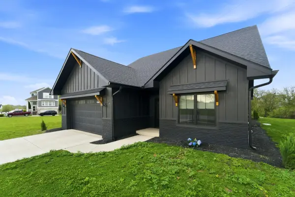 331 Cherry Hill Street, Valparaiso, IN 46385