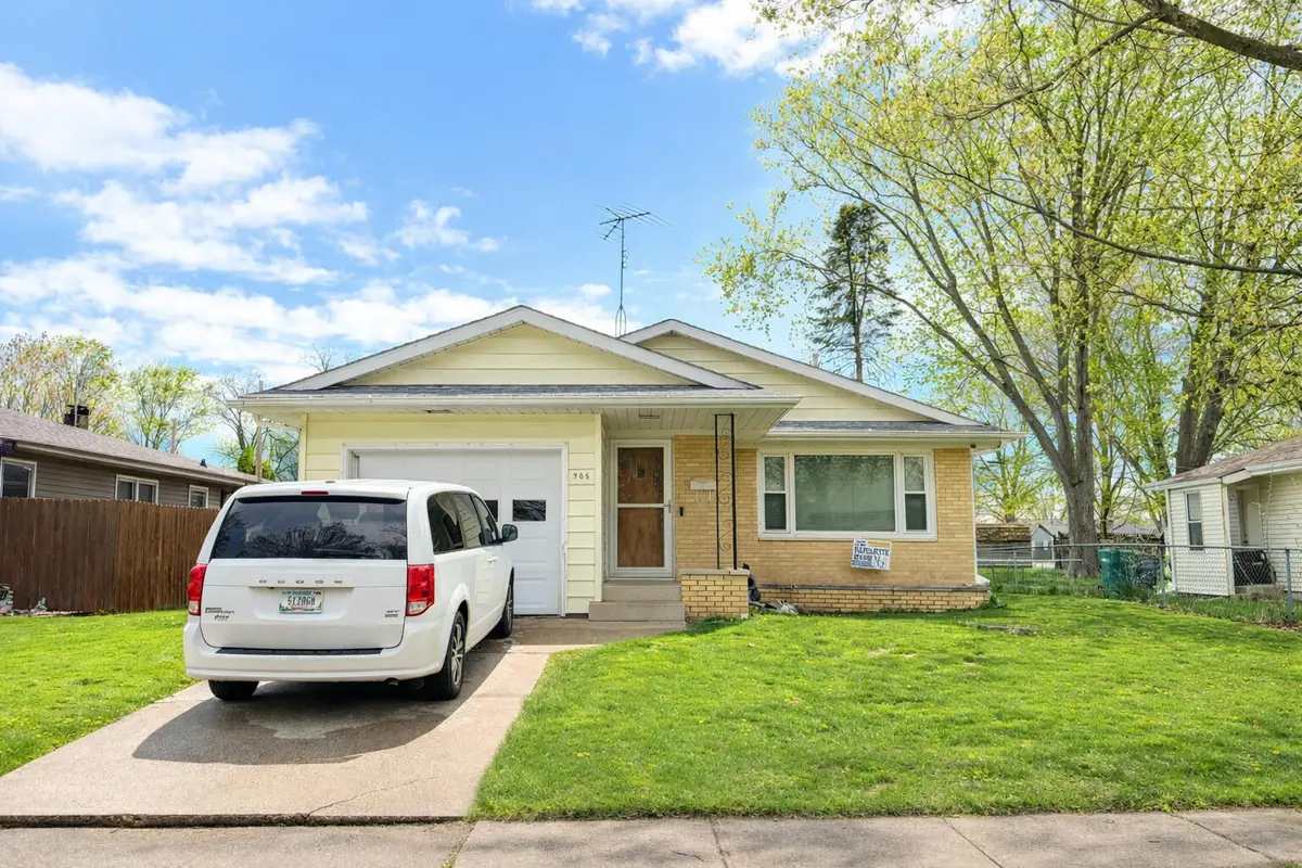 905 Plain Street, La Porte, IN 46350 - #1