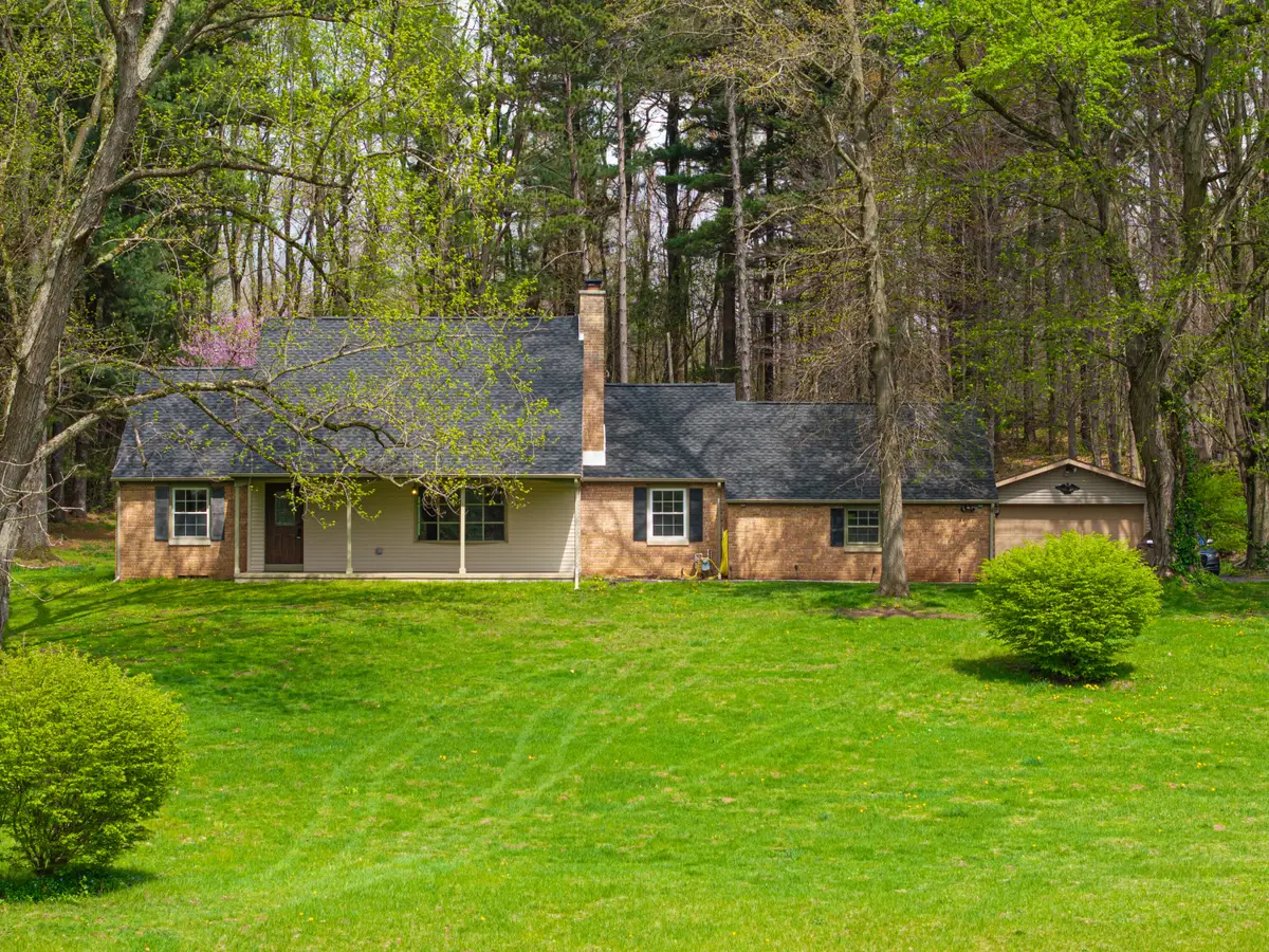 820 N 350 E, Valparaiso, IN 46383 - #1