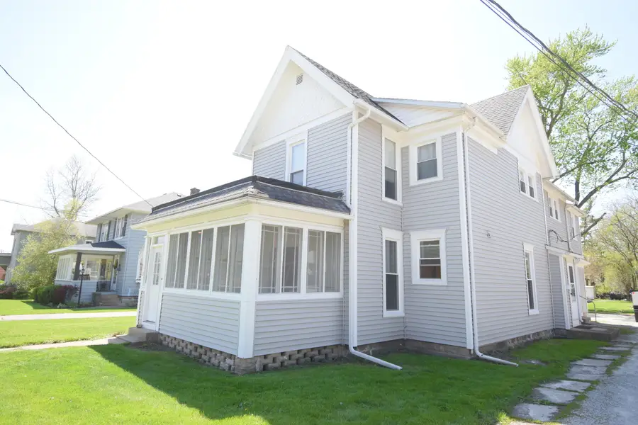 512 N Cullen Street, Rensselaer, IN 47978 - #2