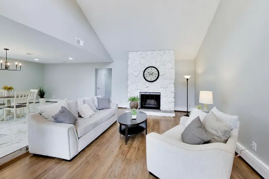 9831 Erie Street, Highland, IN 46322 - #3