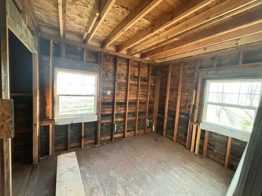 1182 N Salt Creek Road, Burns Harbor, IN 46304 - #2