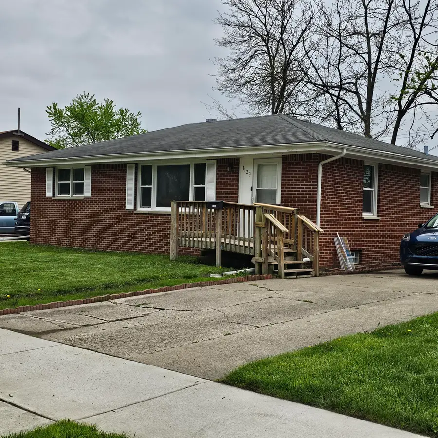 1123 N Wood Street, Griffith, IN 46319 - #2