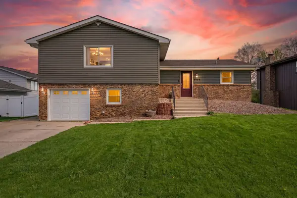 4954 W 86th Place, Crown Point, IN 46307