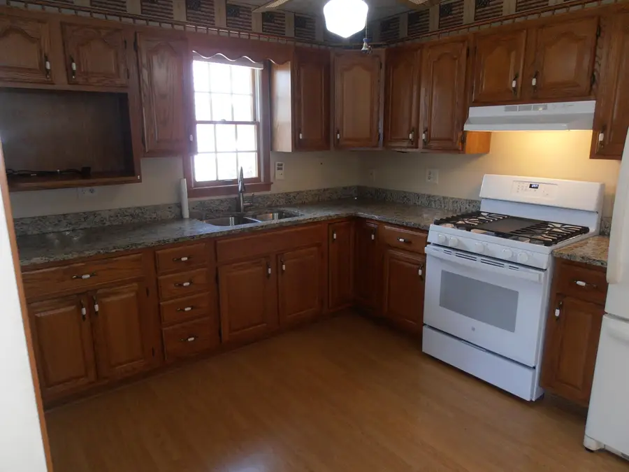 9402 Ellen Drive, Highland, IN 46322 - #3