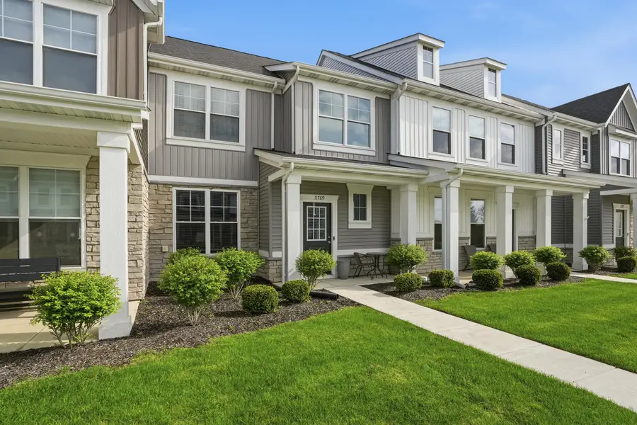 11789 Kentucky Street, Crown Point, IN 46307 - #2