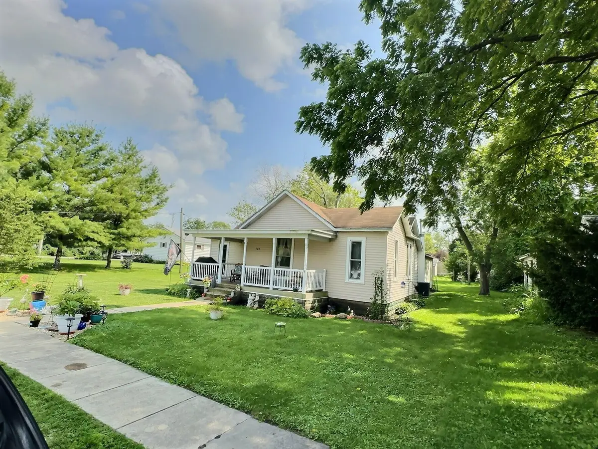 103 W Goss Street, Kentland, IN 47951 - #1