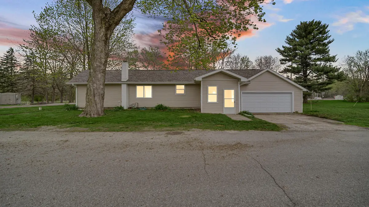 901 E 3rd Street, Union Mills, IN 46382 - #1