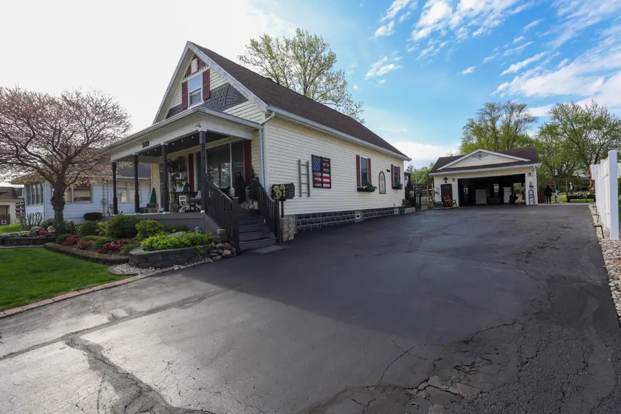 509 W North Street, Crown Point, IN 46307 - #2