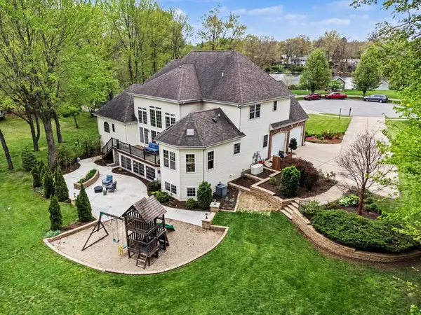 6824 Lakeshore Drive, Portage, IN 46368
