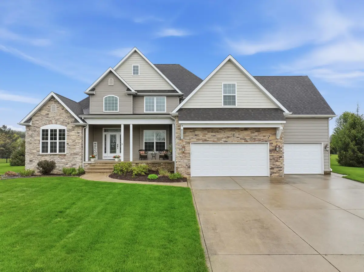 186 Buckskin Lane, Valparaiso, IN 46383 - #1