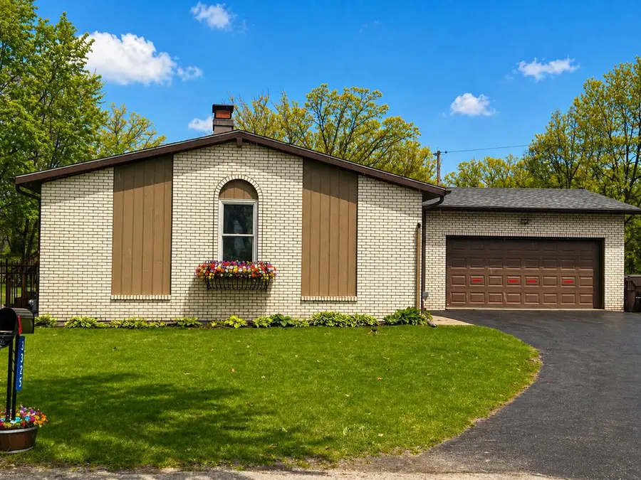 3325 W 932 N, Lake Village, IN 46349 - #2