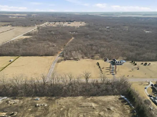 0 56 E, Lake Village, IN 46349
