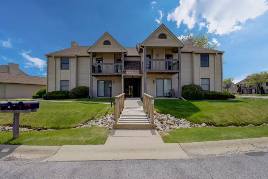 3602 Timberbridge Drive, Valparaiso, IN 46383 - #2