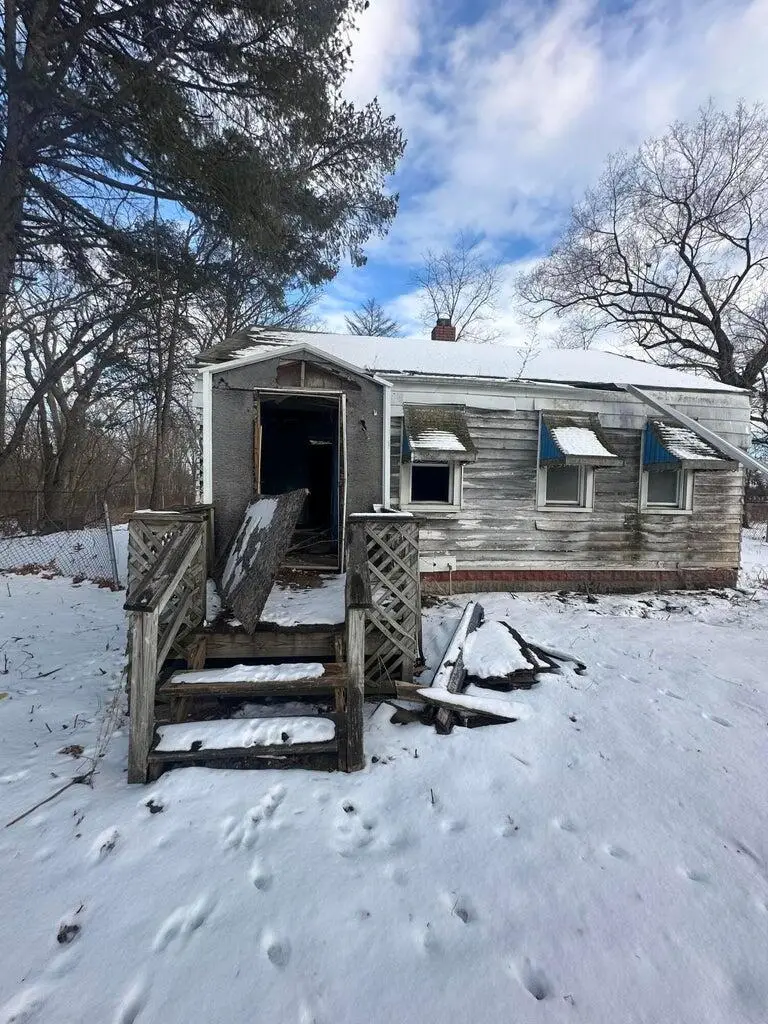 2001 Hovey Place, Gary, IN 46406 - #2
