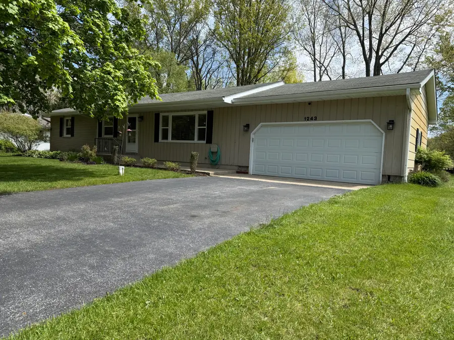 1243 Dogwood Drive, Chesterton, IN 46304 - #2