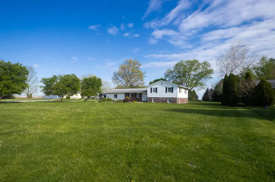 31 E St Rd 8, Kouts, IN 46347 - #3