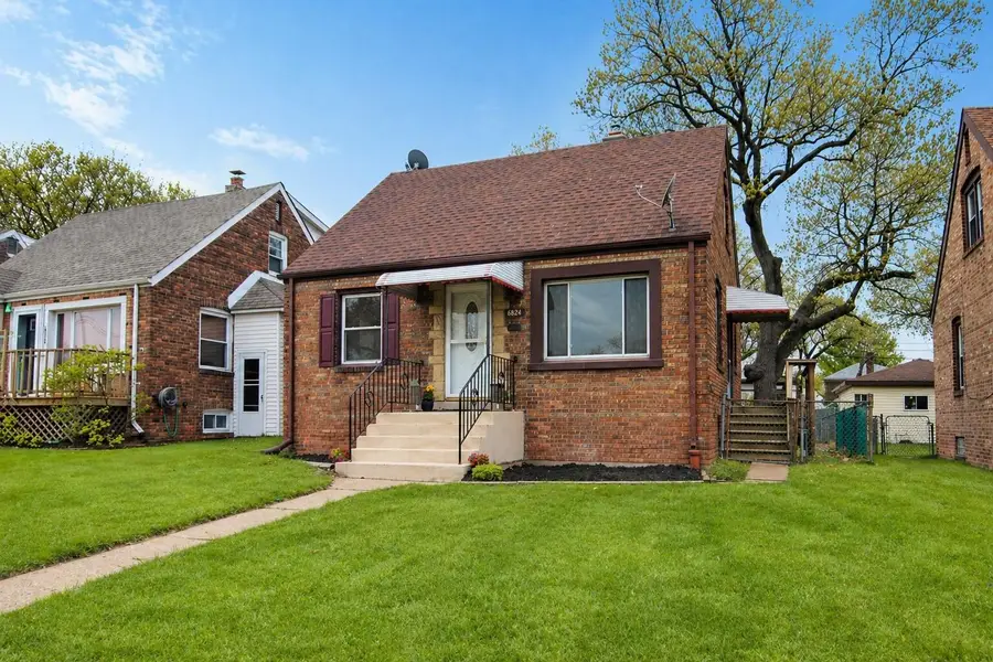 6824 Schneider Avenue, Hammond, IN 46323 - #2