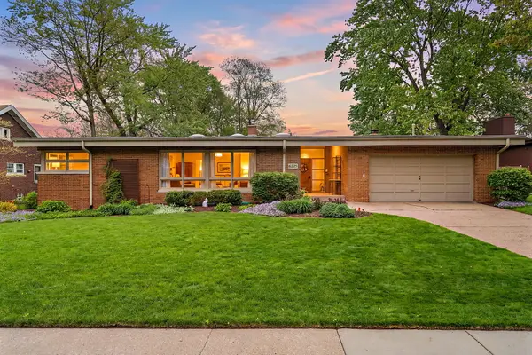 6225 Moraine Avenue, Hammond, IN 46324