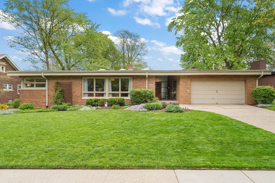6225 Moraine Avenue, Hammond, IN 46324 - #2