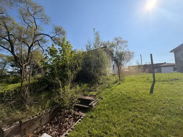 4173 Washington Street, Gary, IN 46408