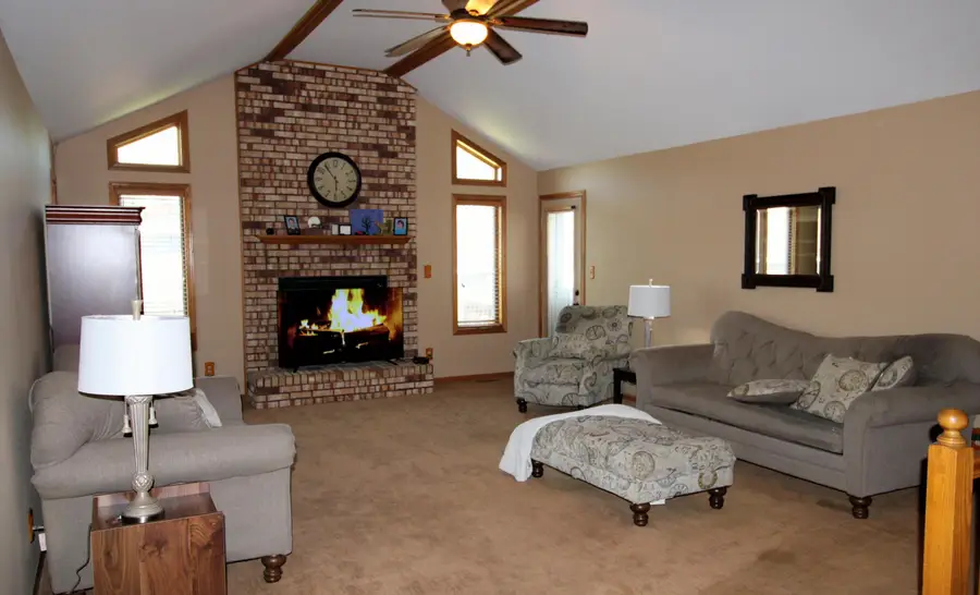 3737 Jewett Avenue, Highland, IN 46322 - #2