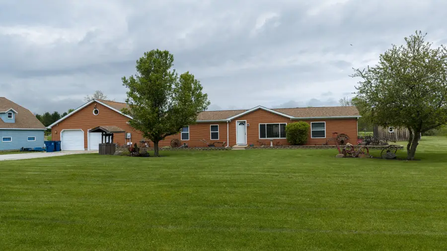 141 W 900 N, Chesterton, IN 46304 - #2