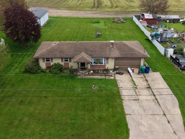 4636 E 200 S, La Porte, IN 46350