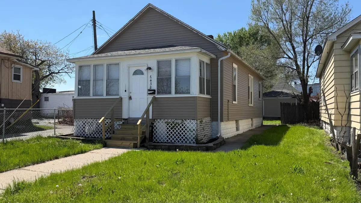 6438 Jefferson Avenue, Hammond, IN 46324 - #1