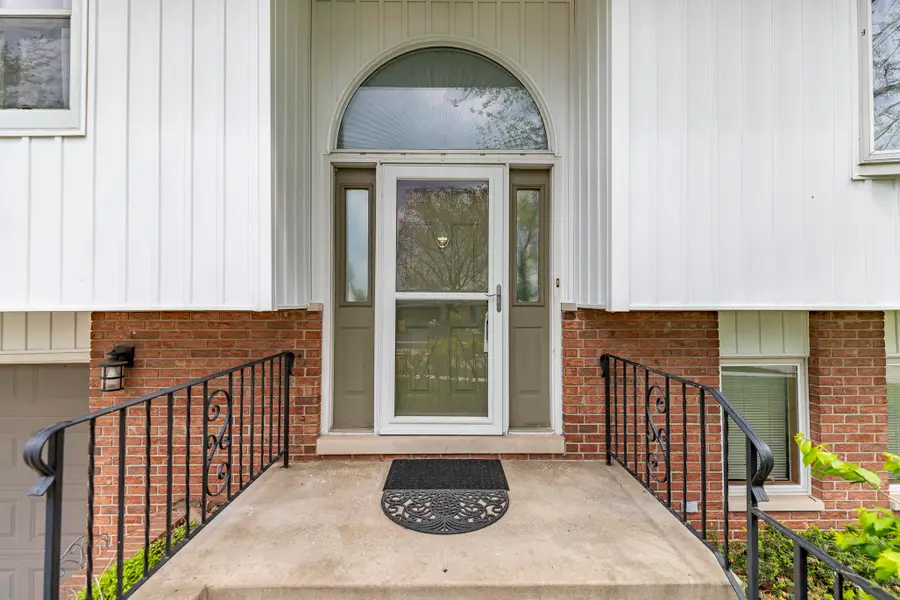 701 N Oriole Court, Griffith, IN 46319 - #2