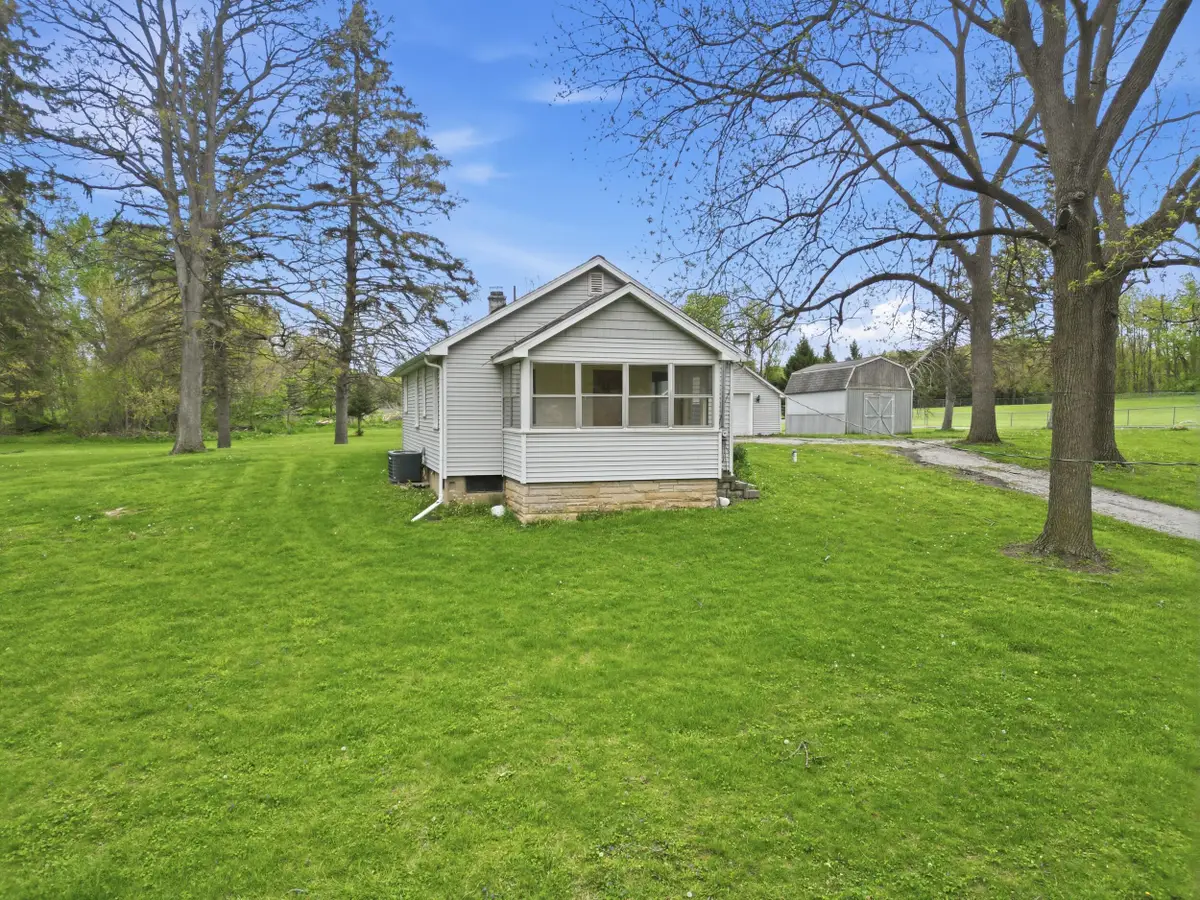 33 E 700 N, Valparaiso, IN 46383 - #1