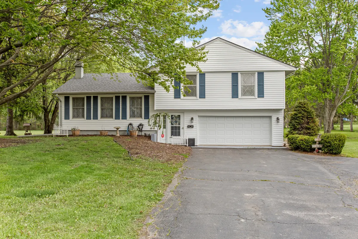 81 E Division Road, Valparaiso, IN 46383 - #1