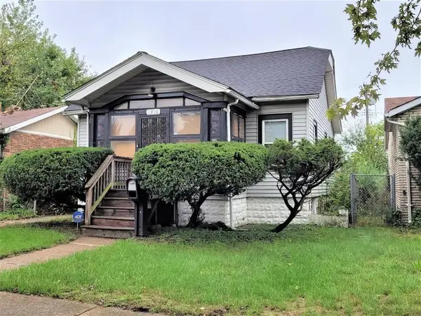 1718 Roosevelt Place, Gary, IN 46404