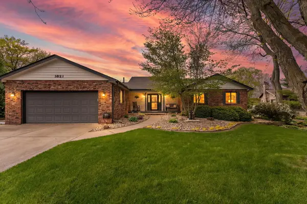 1821 Forest Lane, Crown Point, IN 46307