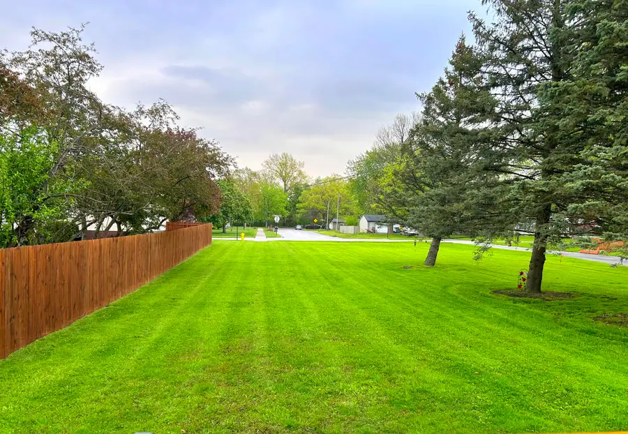 1901 N Rensselaer Avenue, Griffith, IN 46319 - #2