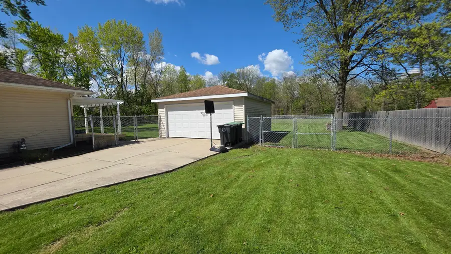850 S Wisconsin Street, Hobart, IN 46342 - #3