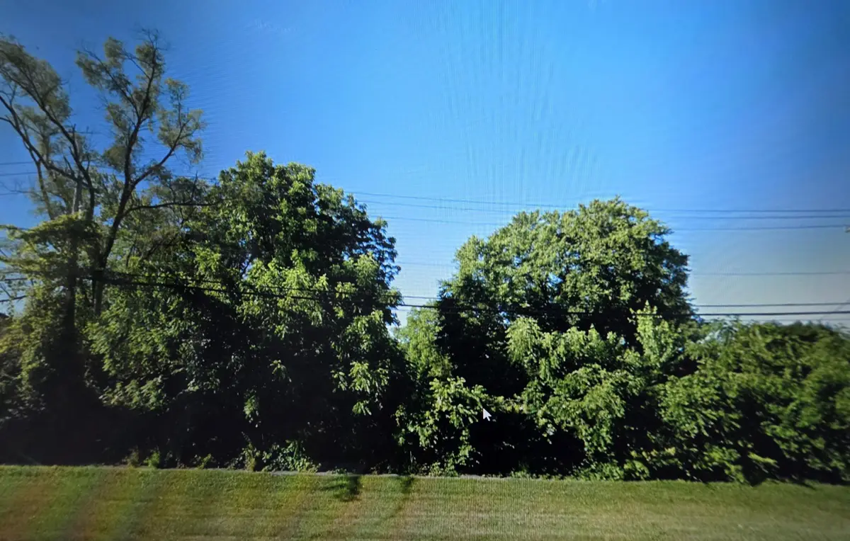 745 E 61st Approx, Merrillville, IN 46410 - #1